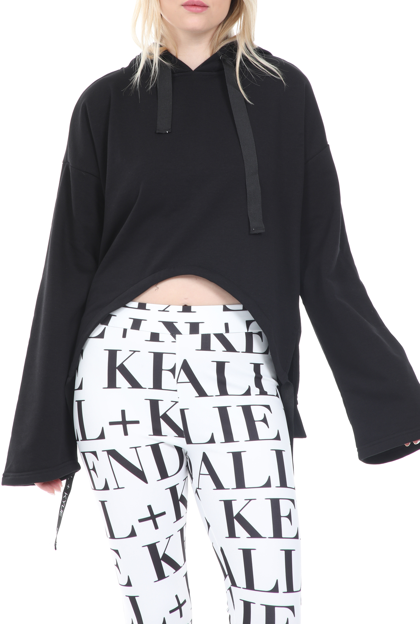 KENDALL + KYLIE – Γυναικεία φούτερ μπλούζα KENDALL + KYLIE ACTIVE CROPPED HOODED μαύρη 1811121.0-0071