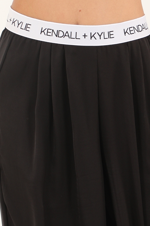KENDALL+KYLIE-Γυναικεία παντελόνα KENDALL+KYLIE KKW.2S1.020.022 K&K W PJ SATIN PANTS μαύρη