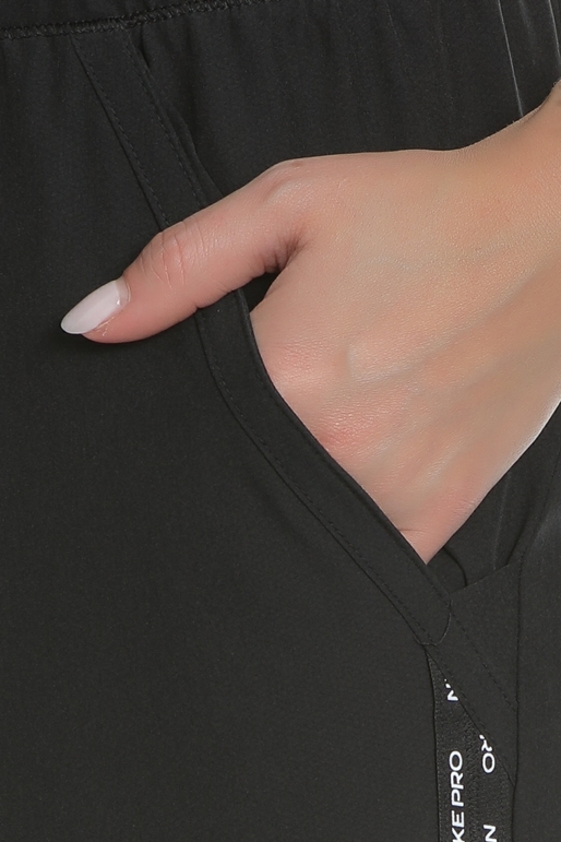 NIKE-Γυναικείο παντελόνι φόρμας NIKE WOVEN μαύρο