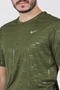 NIKE-Ανδρικό t-shirt NIKE UV RUN DIVISION MILER πράσινο