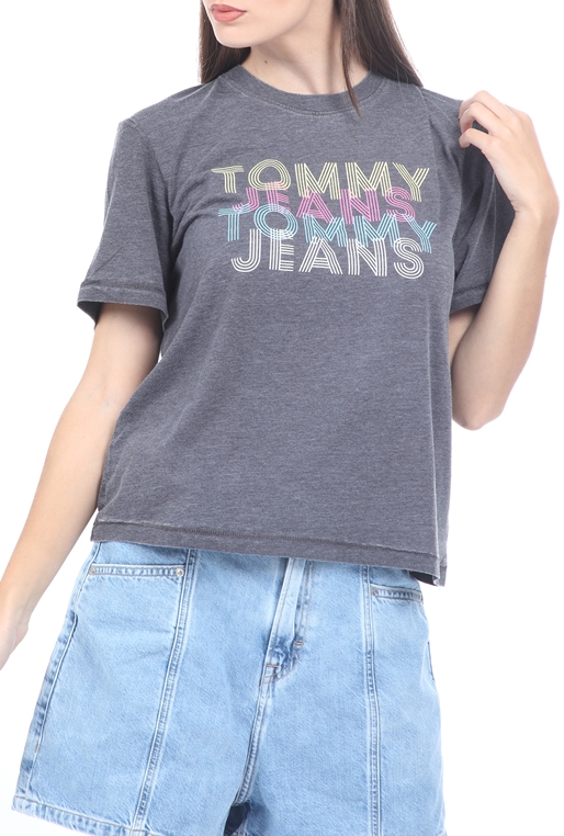 TOMMY HILFIGER-Γυναικείο cropped t-shirt TOMMY HILFIGER BXY CROP MULTI TOMMY μαύρο